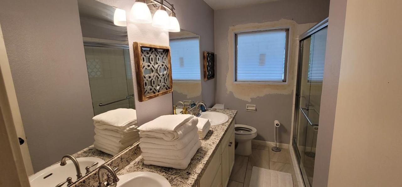 The Harby Street House - Close To U Of H, Stadiums, Downtown, Med Center Houston Ngoại thất bức ảnh
